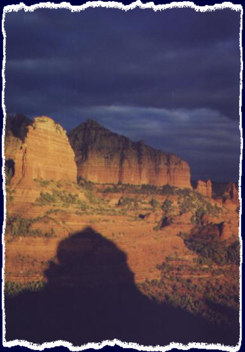 A killer shot of the beautiful Sedona Arizona red rocks area taken by Gabe Wright - 1999
